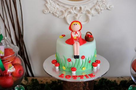 Super gorgeous Little Red Riding Hood party by Lottie and Me