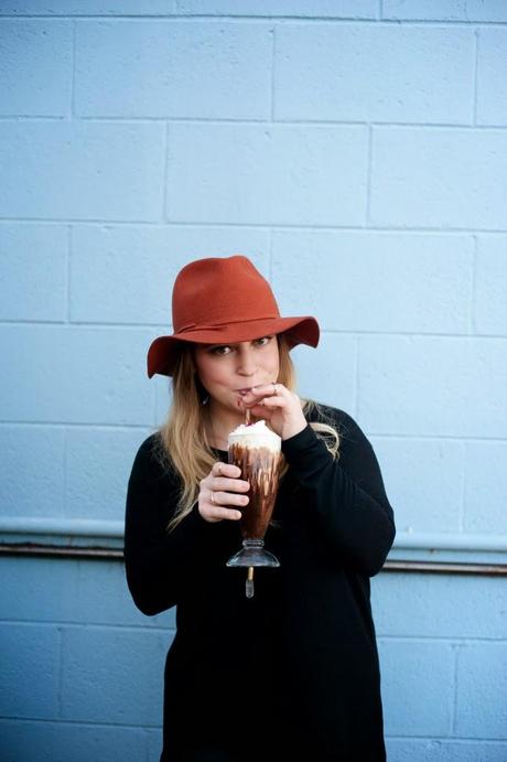 Road Trip With Lulu's pt. 5- Diner Road Trip With Lulu's pt. 5- Diner