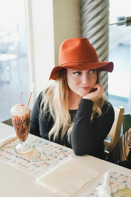 Road Trip With Lulu's pt. 5- Diner Road Trip With Lulu's pt. 5- Diner