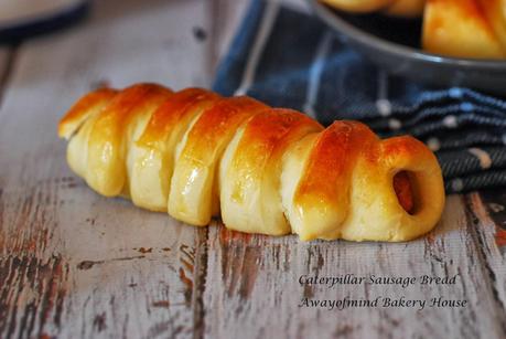 Caterpillar Sausage Bread 虫虫香肠卷 Caterpillar Sausage Bread 虫虫香肠卷