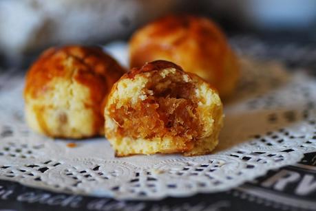Homemade Pineapple Tarts and Jam 黄梨酥 Homemade Pineapple Tarts and Jam 黄梨酥