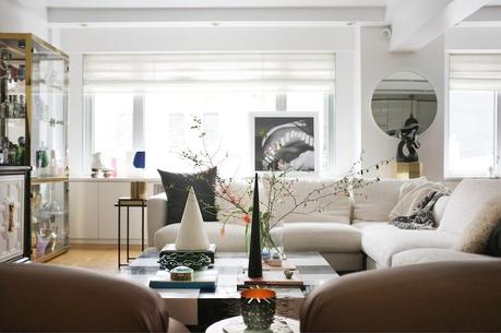 ARTFUL SPACE sketch42′s Black & White Living Room