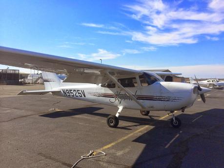 My First Solo Flight in a Cessna 172 (N9525V)