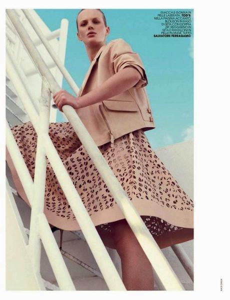 Anne Vyalitsyna for Marie Claire Magazine Italy, Aprile 2014 Anne Vyalitsyna for Marie Claire Magazine Italy, Aprile 2014