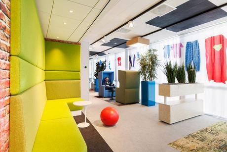 A glimpse at Google's New Amsterdam Offices d dock google amsterdam designboom