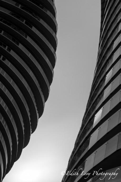 Absolute Towers, Mississauga, Marilyn Monroe Towers, architecture, black and white, abstract, monochrome, long exposure