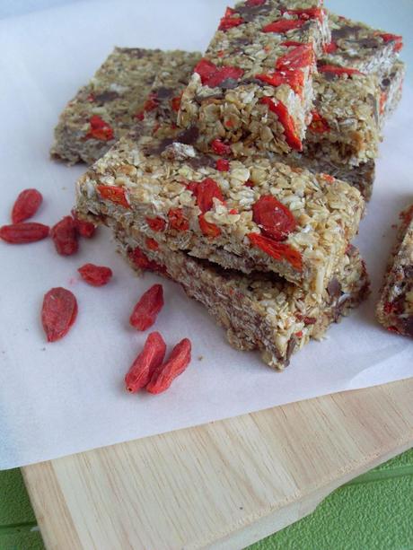 Goji Berry Granola Bars Goji Berry Granola Bars