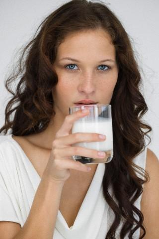 Essential Diet required for Healthy and Good Hair Growth milk boosts height growth