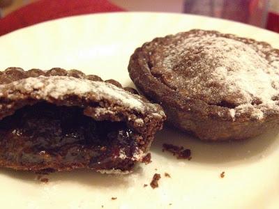 Chocolate Mince Pies with Port - Recipe Chocolate Mince Pies with Port - Recipe