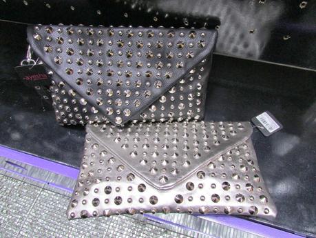 Inside the Ayesha Accessories Store at Quest Mall, Kolkata Inside the Ayesha Accessories Store at Quest Mall, Kolkata