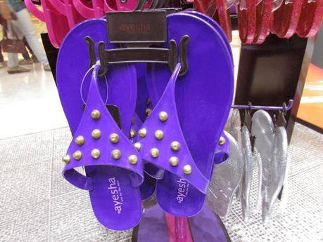 Inside the Ayesha Accessories Store at Quest Mall, Kolkata Inside the Ayesha Accessories Store at Quest Mall, Kolkata