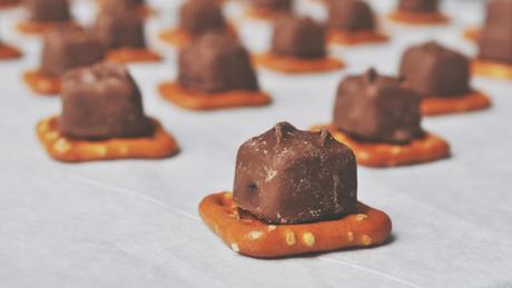 Chocolate & Caramel Easter Nests Chocolate & Caramel Easter Nests