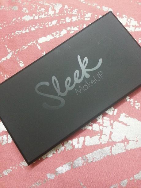 Review Sleek Makeup iDivine Palette in Vintage Romance Review Sleek Makeup iDivine Palette in Vintage Romance