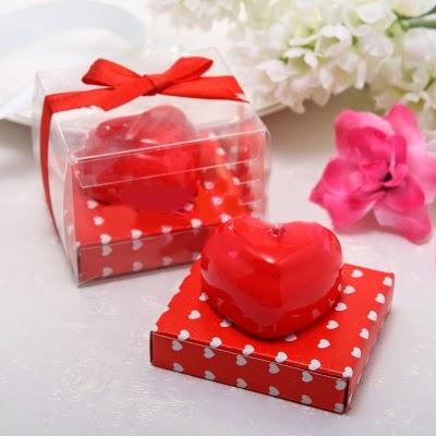 Romantic jewelry is always a perfect gift Romantic jewelry is always a perfect gift