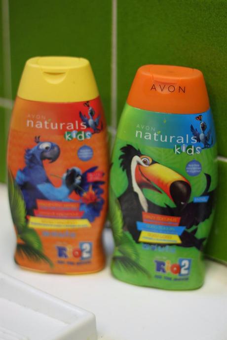 Product Review: Avon Natural Kids Limited Edition Rio 2 Collection