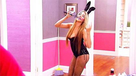 Rocky VS. Sarah Rocky VS. Sarah