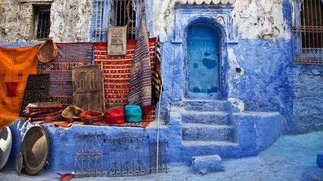 lets-travel-to-morocco-chefchaouen-with-sandra-jordan-featured