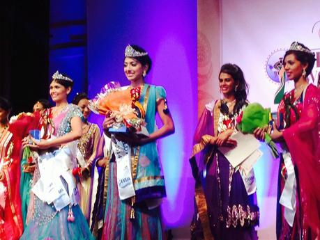 Velvetcase.com: A Velvet Honour to The Miss India Worldwide - Mauritius 2014 Velvetcase.com: A Velvet Honour to The Miss India Worldwide - Mauritius 2014