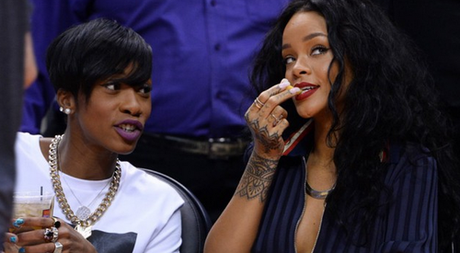 Rihanna Spotted At LA Clippers vs. Oklahoma City Thunder Rihanna Spotted At LA Clippers vs. Oklahoma City Thunder