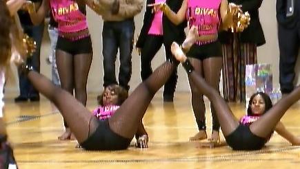 Bring It!: The Dolls Are Twerking It To The Streets…Rocking The Parade And Tick Tocking Some Stinky Divas. do