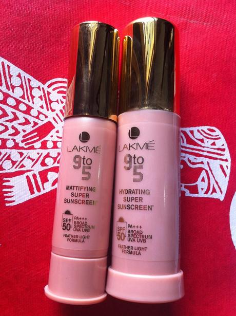Lakme 9 to 5 Mattifying and Hydrating Super Suncreens - Review Lakme 9 to 5 Mattifying and Hydrating Super Suncreens - Review
