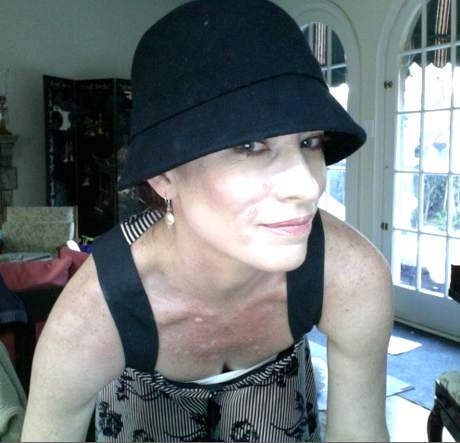 A 60′s Themed Party: Dressing up 60'spartyhat