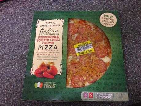 Today's Review: Tesco Pepperoni & Tomato Chilli Crumb Pizza