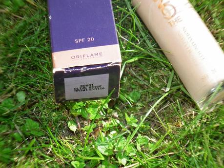 oriflame the one illusion foundation olive beige swatches review paperblog oriflame the one illusion foundation olive beige swatches review paperblog