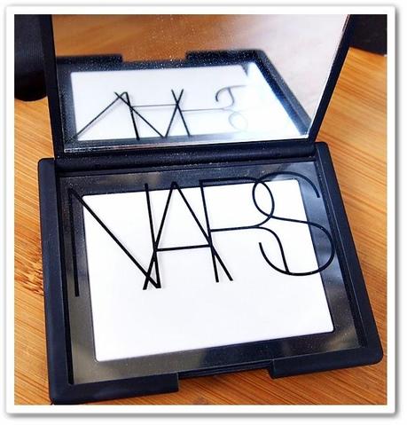 NARS Light Reflecting Pressed Setting Powder in Translucent Crystal
Review