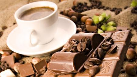 Fallacies of Nutrition – “Unhealthy” Foods I LOVE… and “Healthy” Foods I avoid! coffee_and_chocolate_657