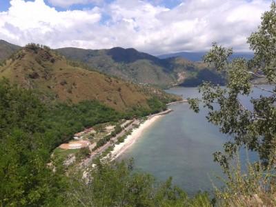 Backpacking in East Timor: Visiting the Jesus Statue at Cape Fatucama view of dili from cristo del rei