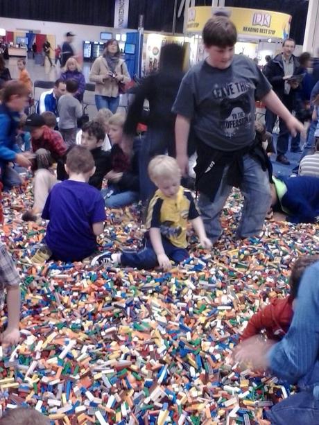 That’s A Lot of LEGO Bricks! – A LEGO Kidsfest Review That's A Lot of LEGO Bricks - A LEGO Kidsfest Review | LazyHippieMama.com