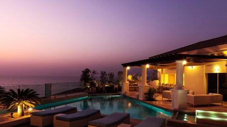 The Top 10 Most Fabulous Hotel Suites 4-royal-suite1