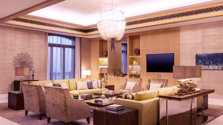 The Top 10 Most Fabulous Hotel Suites 4-royalsuite3