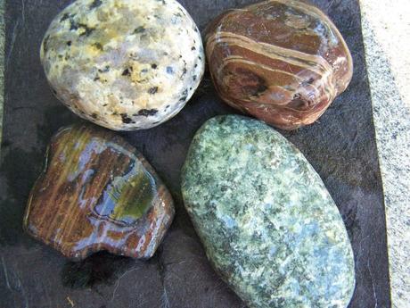 Completely new mineral discovered: Putnisite Completely new mineral discovered: Putnisite