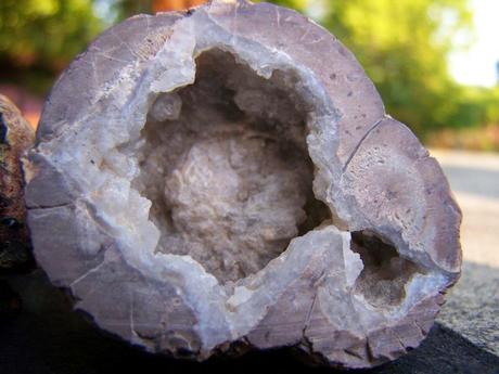 Completely new mineral discovered: Putnisite Completely new mineral discovered: Putnisite