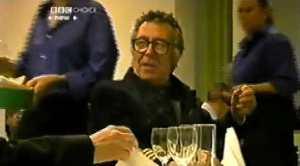 A video of comedian Malcolm Hardee paralytically drunk twelve years ago MalcolmHardee_Diners