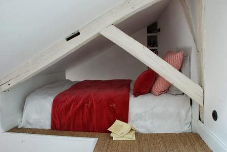 Tiny attic apartment in Paris Tiny attic apartment in Paris by Marianne Evennou