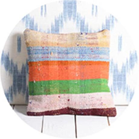 6 Bright Pillows To Brighten Up Your Home stripe_pillow_fin__73255.1395431726.450.450