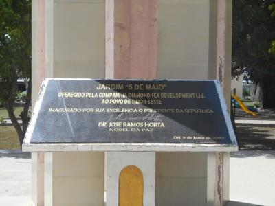 Backpacking in East Timor: Top 15 Sights in Dili dili monument timor