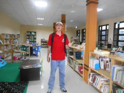 Backpacking in East Timor: Top 15 Sights in Dili xananas reading room