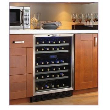 Five Fantastic Gifts for Mom on Mother’s Day! db-dwc516bls_bi102908151927