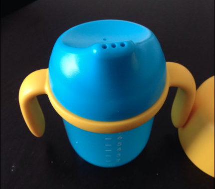 WIN Tupperware Grow With Me- And Sipper Cup Review WIN Tupperware Grow With Me- And Sipper Cup Review