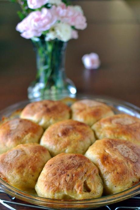 Bavarian Dumplings/ Dampfnudel (eggless recipe) Bavarian Dumplings/ Dampfnudel (eggless recipe)