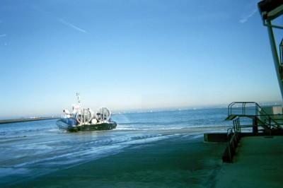 My Top 25 Alternative Types of Transport Around the World isle of wight hovercraft