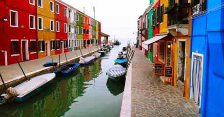 Elena'sTravelgram travel tips: Burano Venice Italy Elena'sTravelgram travel tips: Burano Venice Italy