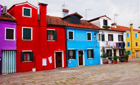 Elena's Travelgram travel tips Burano Venice Italy Elena's Travelgram travel tips Burano Venice Italy