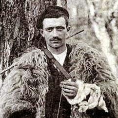 Sylvain Dornon : the Arcachon baker who stilt-walked from Paris to Moscow Sylvain Dornon : the Arcachon baker who stilt-walked from Paris to Moscow