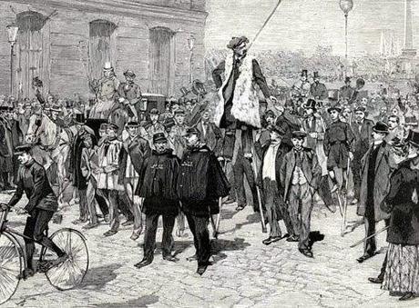 Sylvain Dornon : the Arcachon baker who stilt-walked from Paris to Moscow Sylvain Dornon : the Arcachon baker who stilt-walked from Paris to Moscow