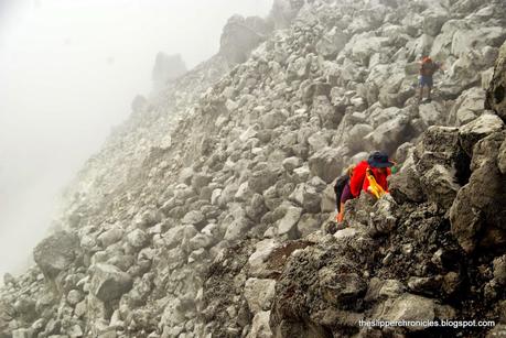 mount apo boulder trail